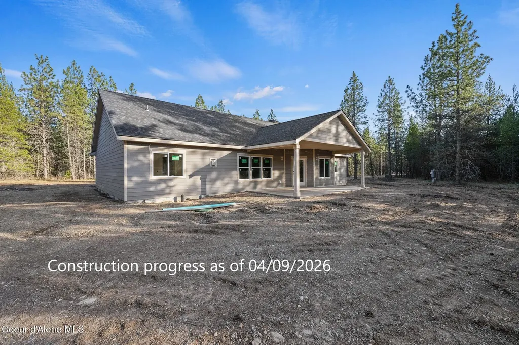 7741 E Howard Road Athol ID 83801
