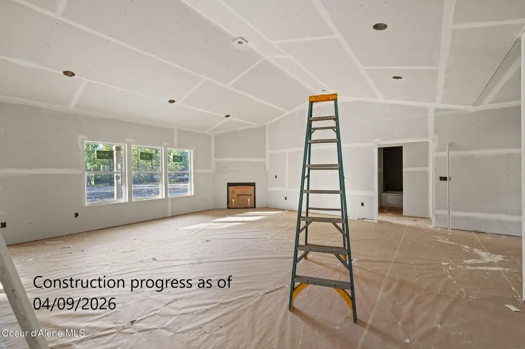 7741 E Howard Road Athol ID 83801