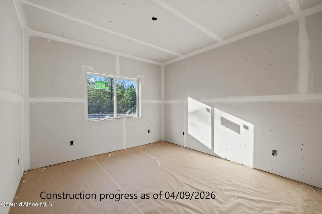 7741 E Howard Road Athol ID 83801