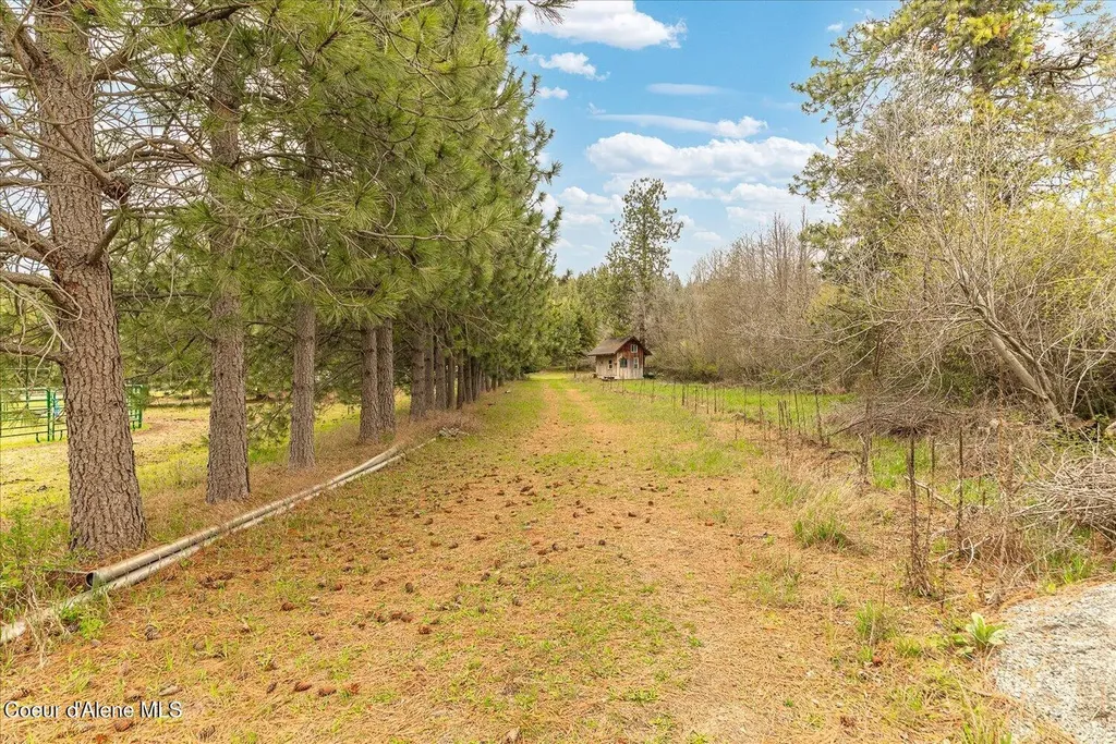 W Hoyt Rathdrum ID 83858