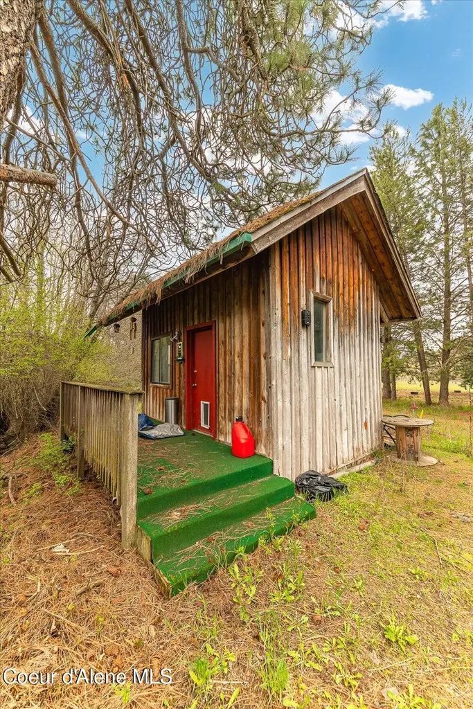 W Hoyt Rathdrum ID 83858