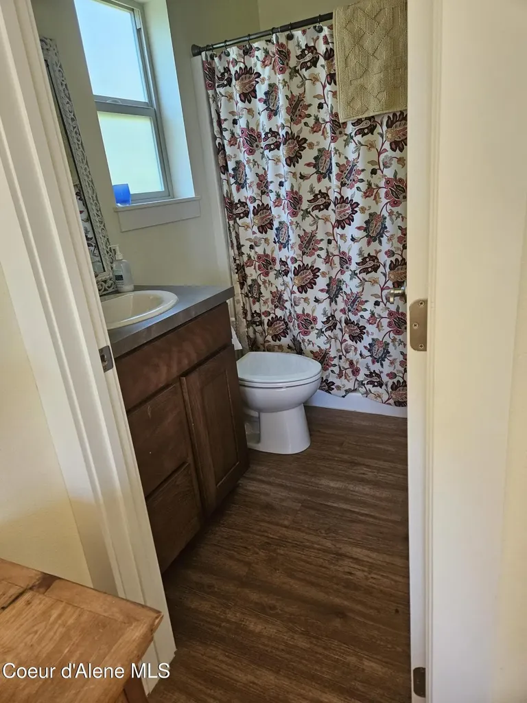 2571 Kalispell Bay Road Priest Lake ID 83856