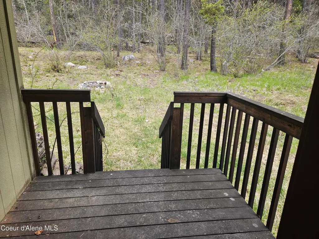 2571 Kalispell Bay Road Priest Lake ID 83856