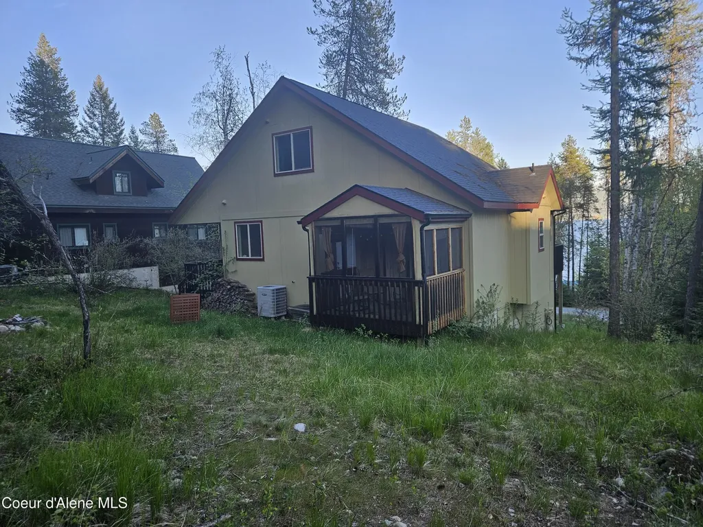 2571 Kalispell Bay Road Priest Lake ID 83856
