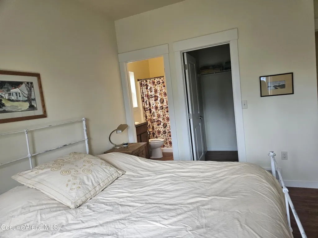 2571 Kalispell Bay Road Priest Lake ID 83856
