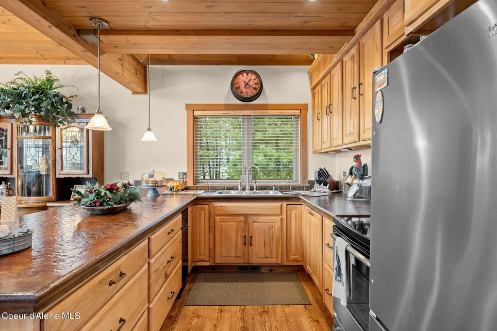 2094 E Driftwood Heights Drive Harrison ID 83833