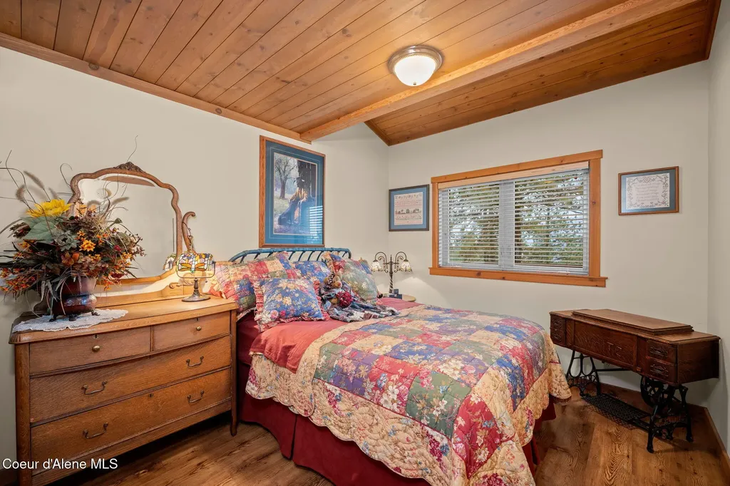 2094 E Driftwood Heights Drive Harrison ID 83833