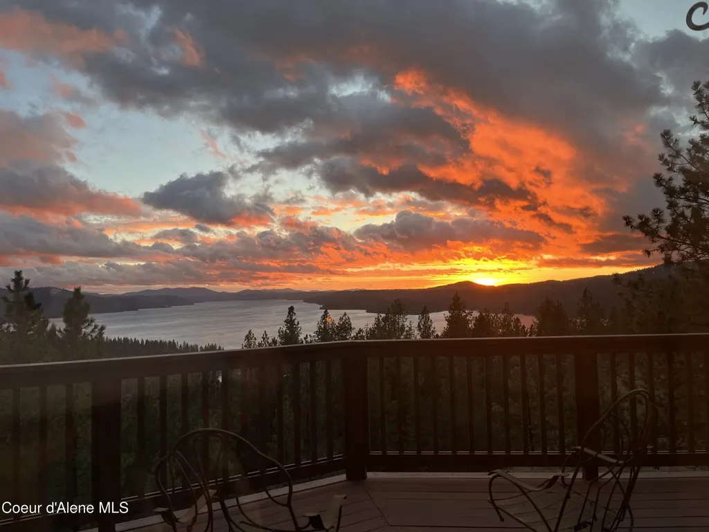 2094 E Driftwood Heights Drive Harrison ID 83833