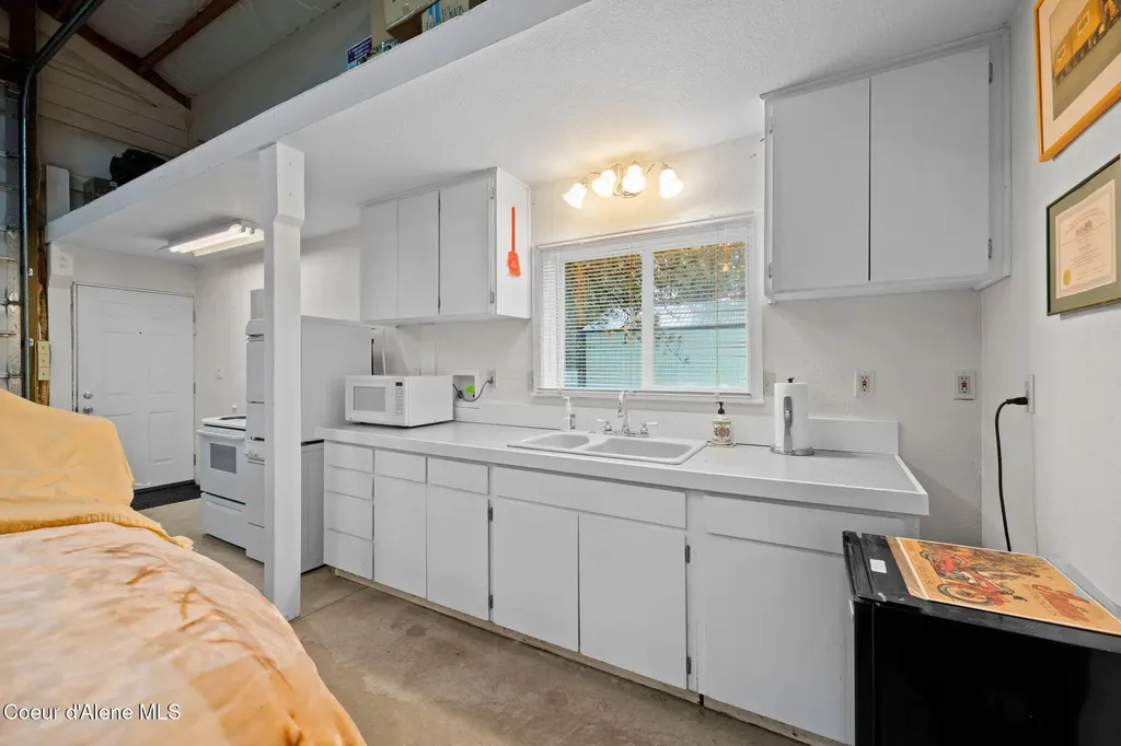 2094 E Driftwood Heights Drive Harrison ID 83833