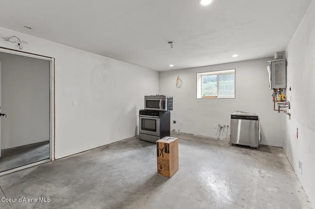 275 Industrial Park Avenue Spirit Lake ID 83869