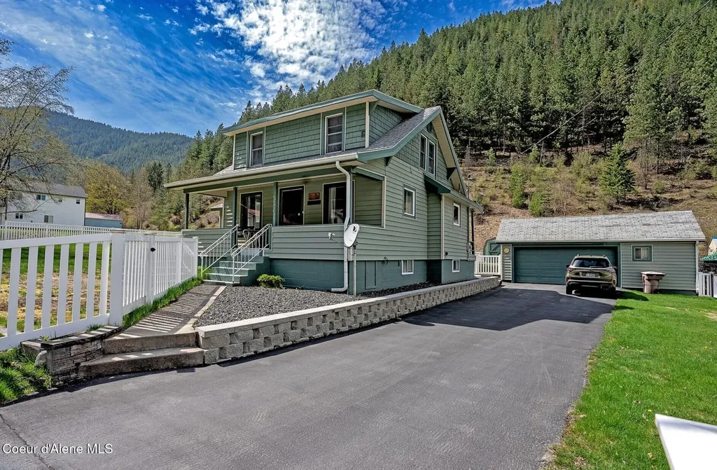 332 Main Street Wardner ID 83837
