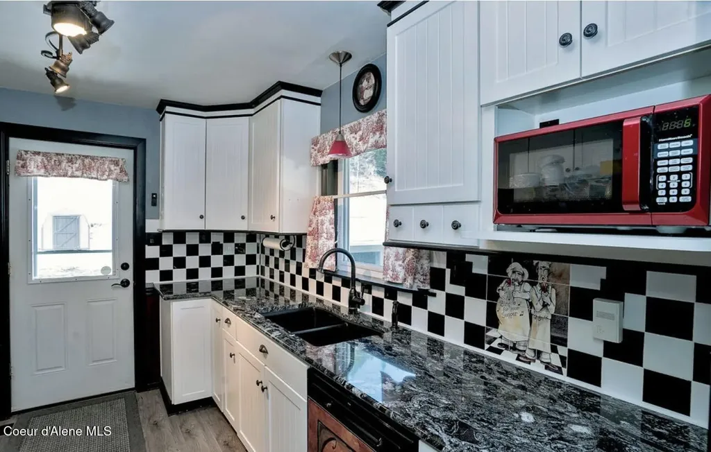 332 Main Street Wardner ID 83837