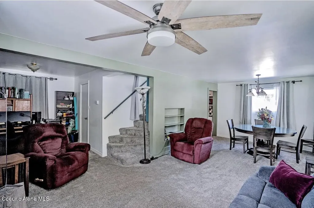 332 Main Street Wardner ID 83837