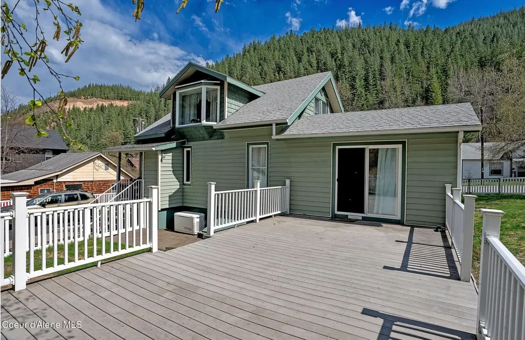 332 Main Street Wardner ID 83837