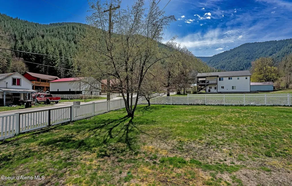 332 Main Street Wardner ID 83837