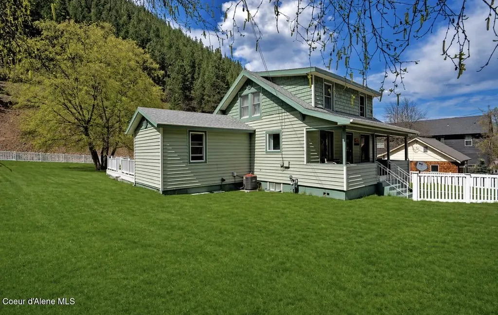 332 Main Street Wardner ID 83837