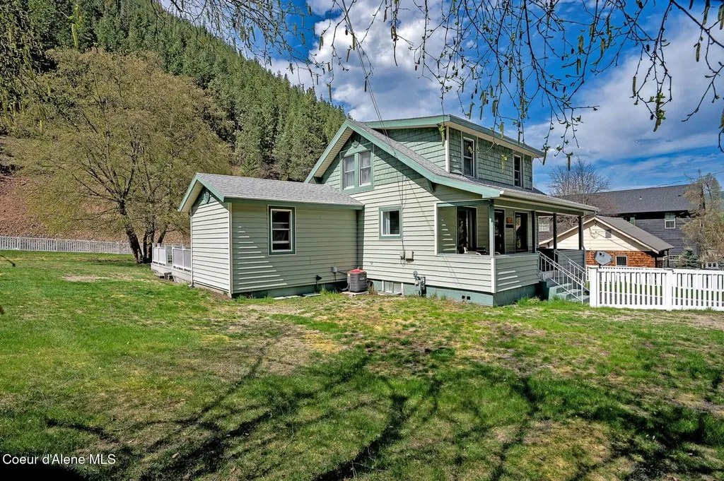 332 Main Street Wardner ID 83837
