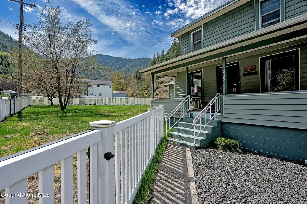 332 Main Street Wardner ID 83837