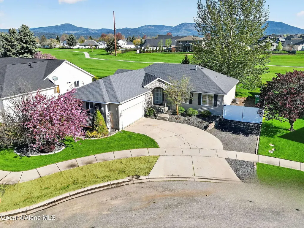 425 E Titanium Court Post Falls ID 83854