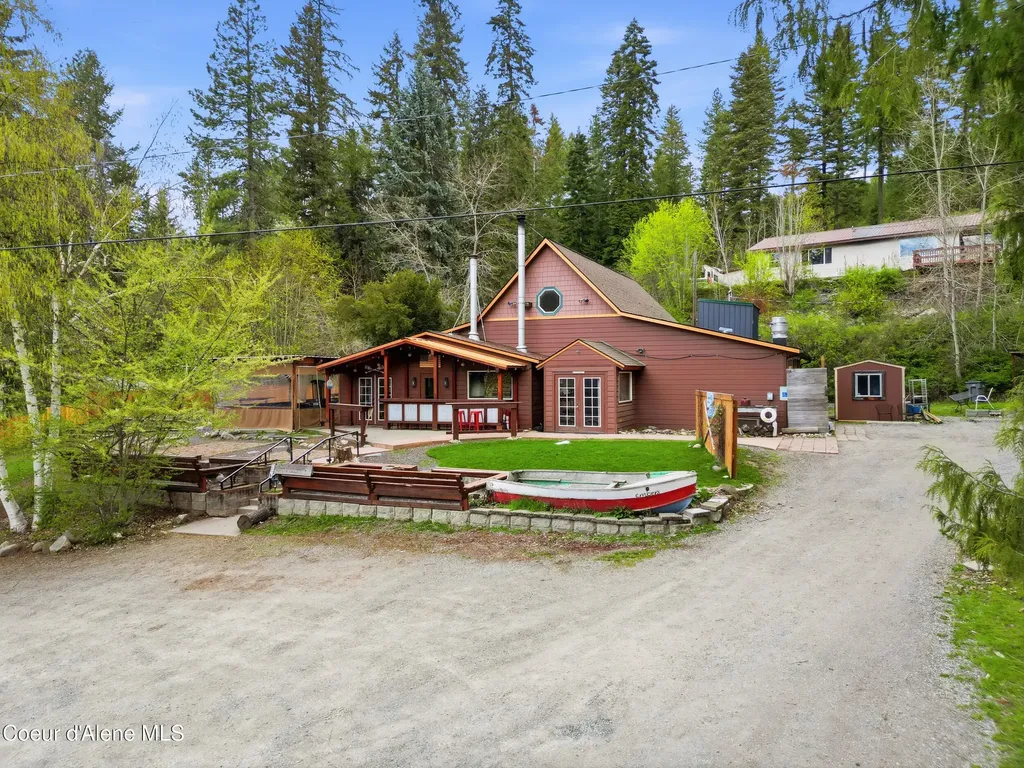 12034 N Wildwood Point Road Hauser ID 83854