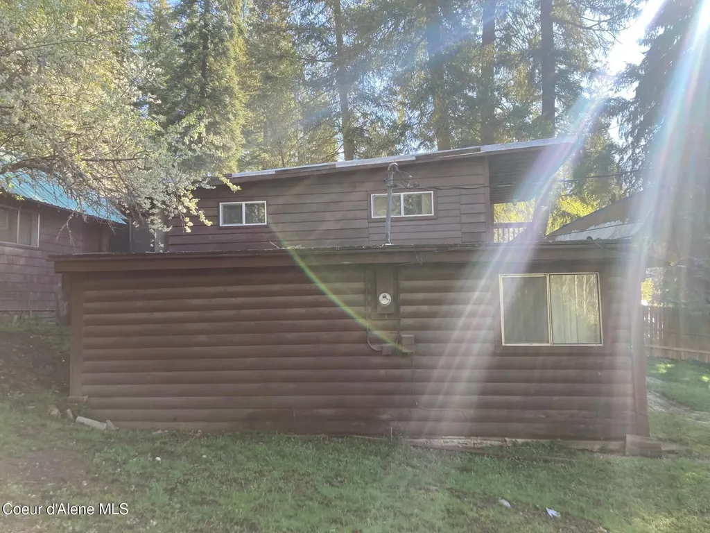 12034 N Wildwood Point Road Hauser ID 83854