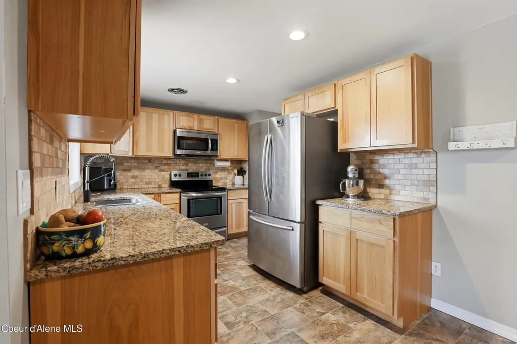 1718 S Bolivar Road Spokane Valley WA 99037