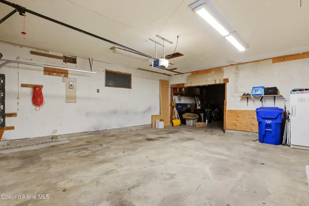 1718 S Bolivar Road Spokane Valley WA 99037