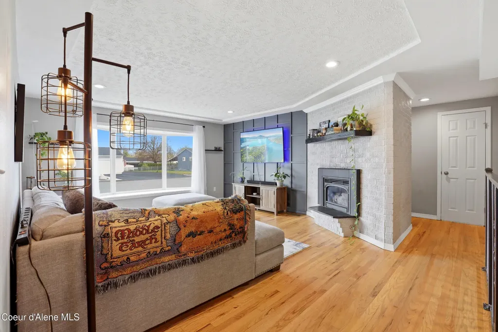 1718 S Bolivar Road Spokane Valley WA 99037