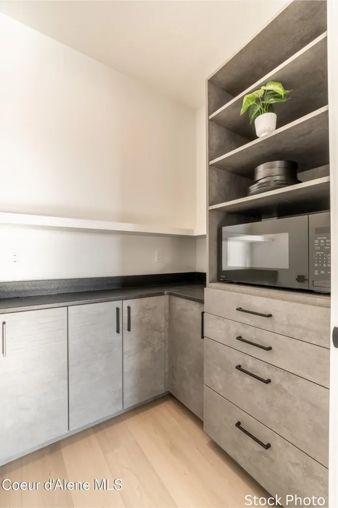 5991 W Moresby Avenue Rathdrum ID 83858