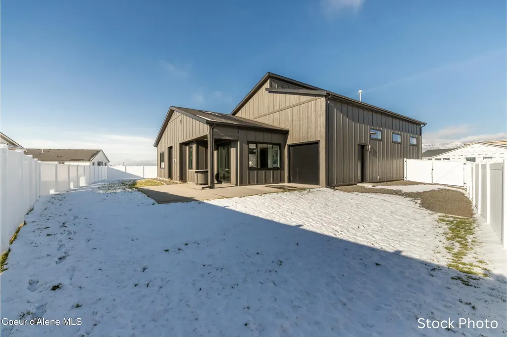 5991 W Moresby Avenue Rathdrum ID 83858