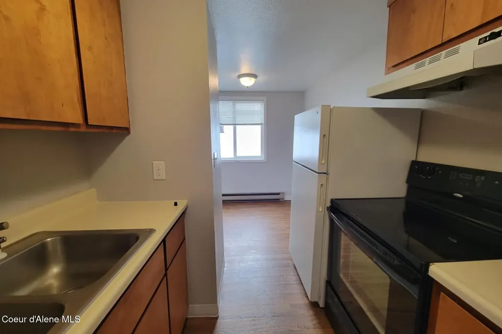 180 N 3rd Street Priest River ID 83856
