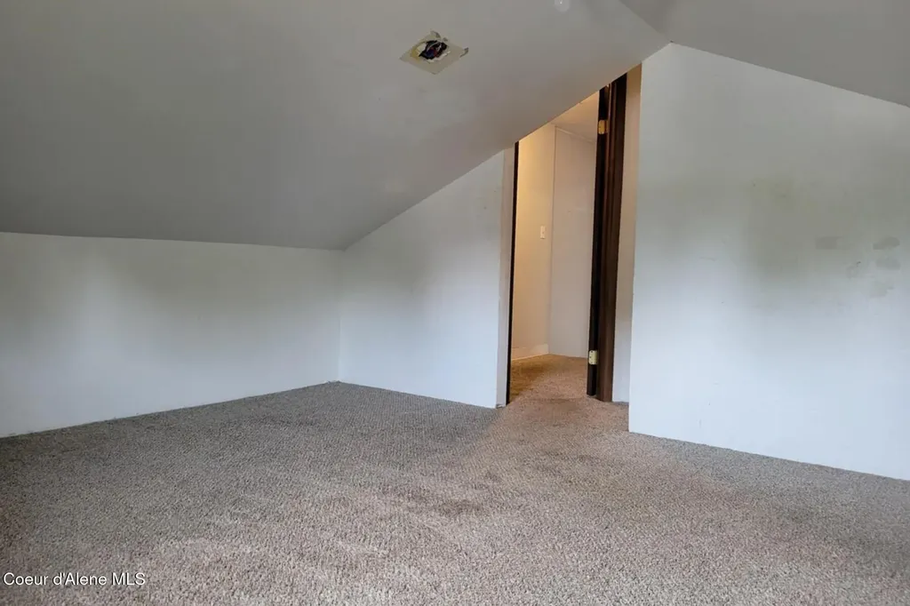 180 N 3rd Street Priest River ID 83856