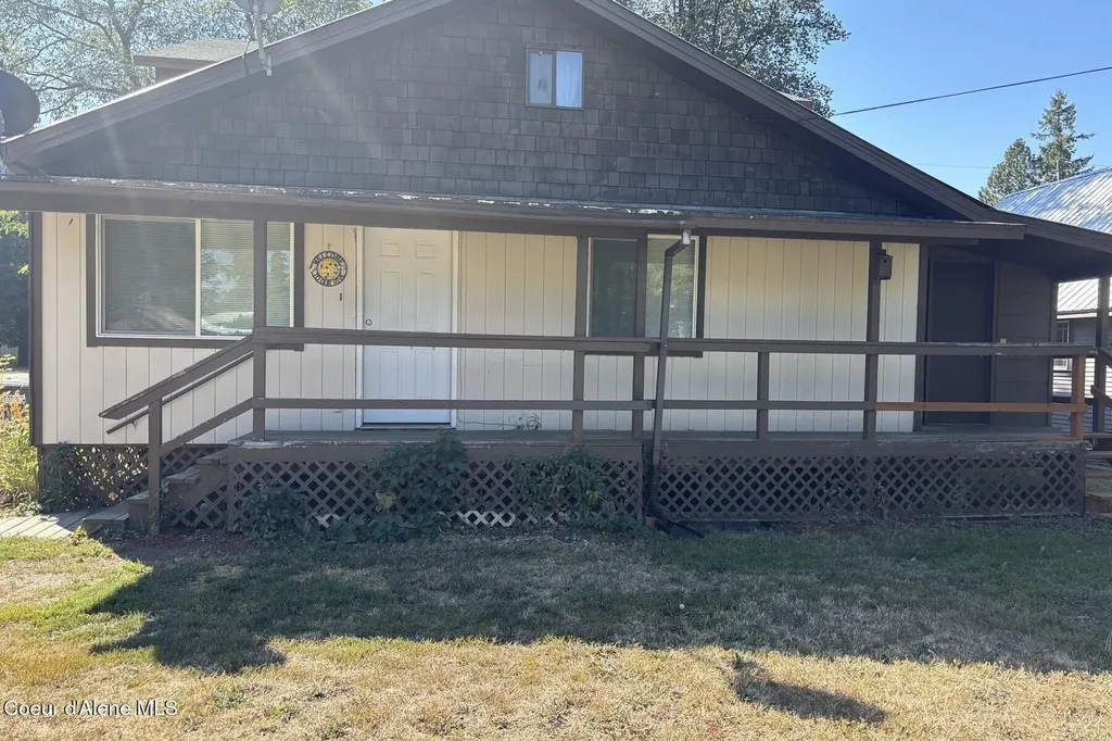 180 N 3rd Street Priest River ID 83856