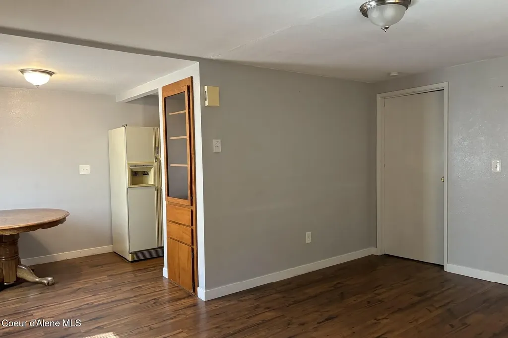 180 N 3rd Street Priest River ID 83856