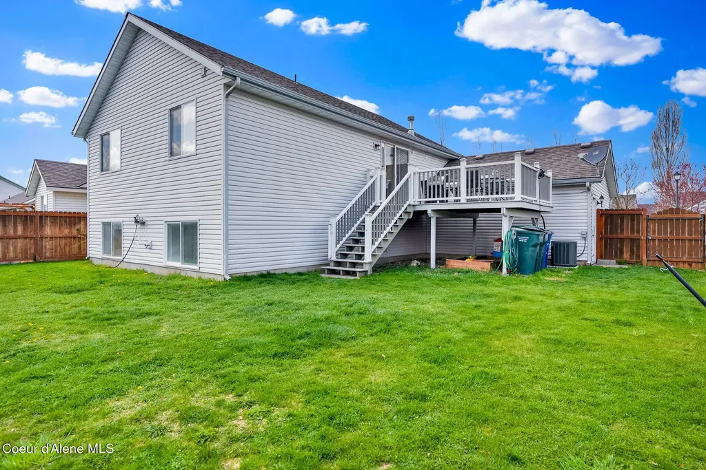 2534 N Coolwater Drive Post Falls ID 83854