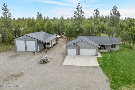 299 Cardinal Lane Spirit Lake ID 83869