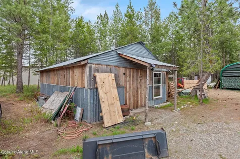 299 Cardinal Lane Spirit Lake ID 83869
