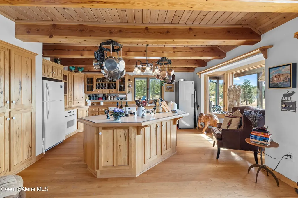 4575 Blacktail Road Careywood ID 83809