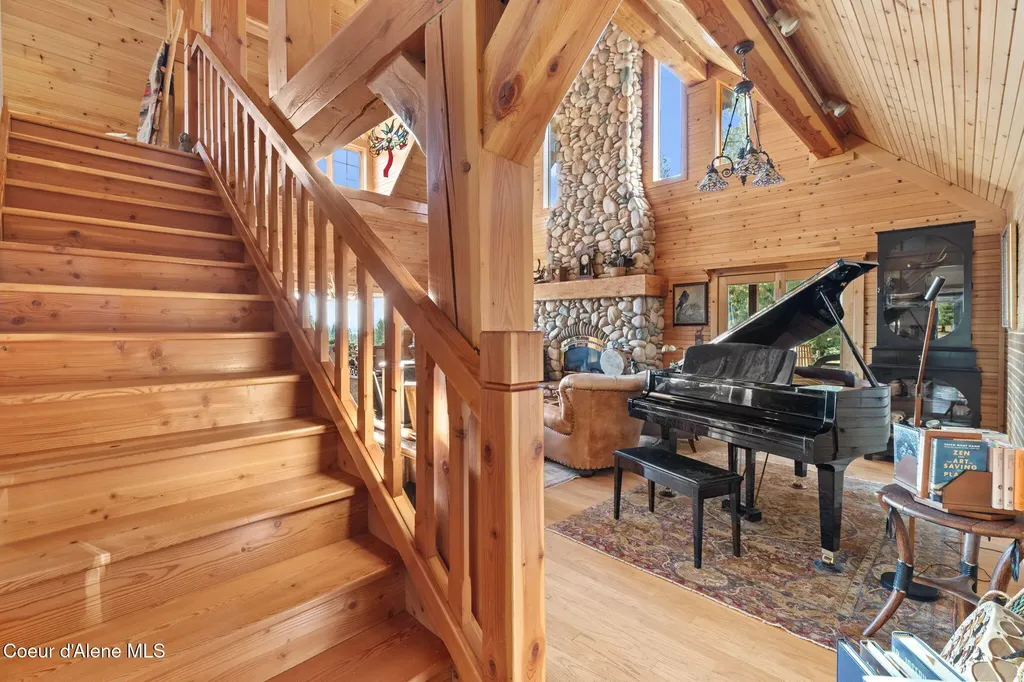 4575 Blacktail Road Careywood ID 83809