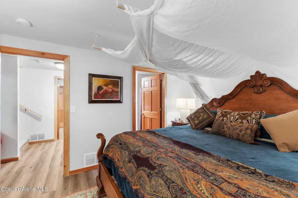 4575 Blacktail Road Careywood ID 83809