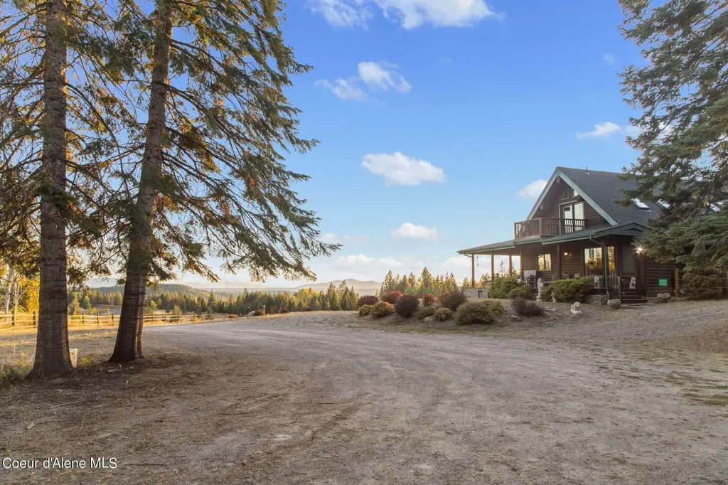 4575 Blacktail Road Careywood ID 83809