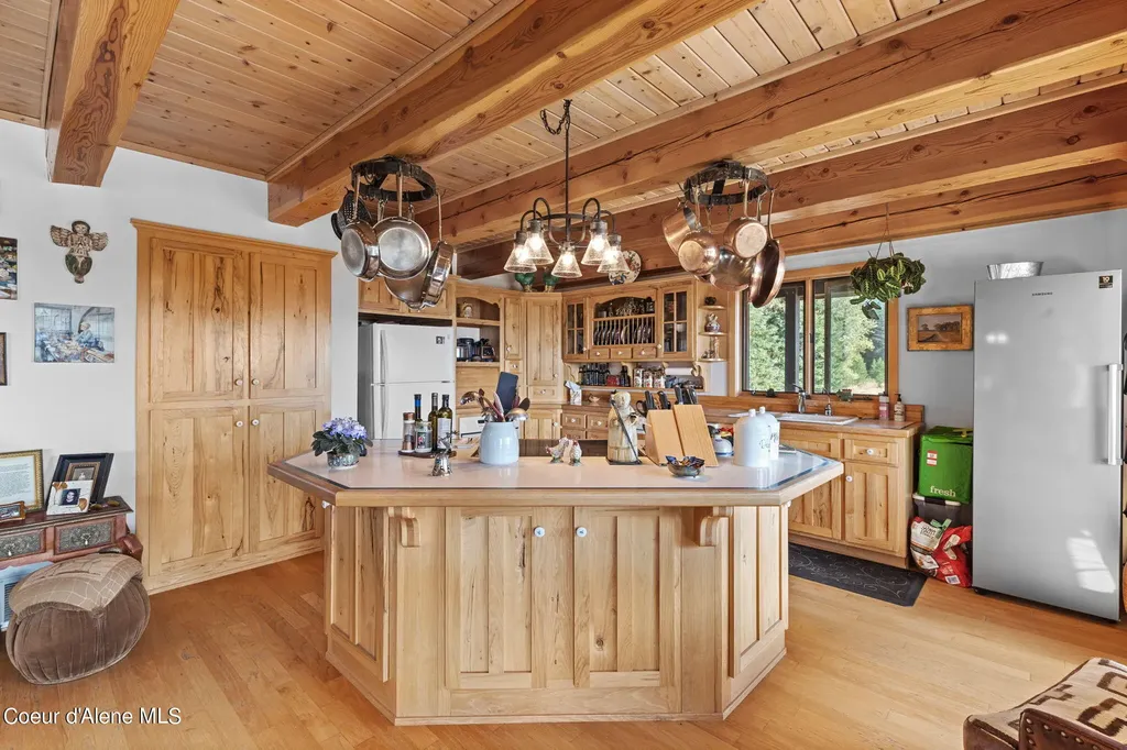 4575 Blacktail Road Careywood ID 83809