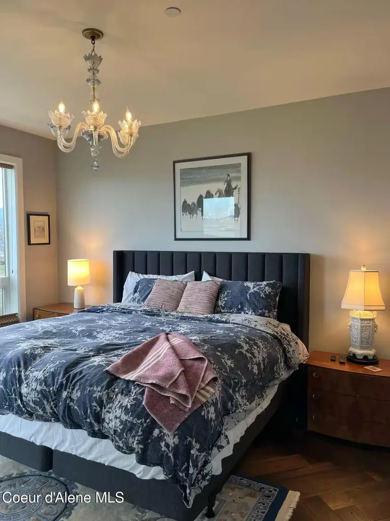 402 Sandpoint Avenue Sandpoint ID 83864