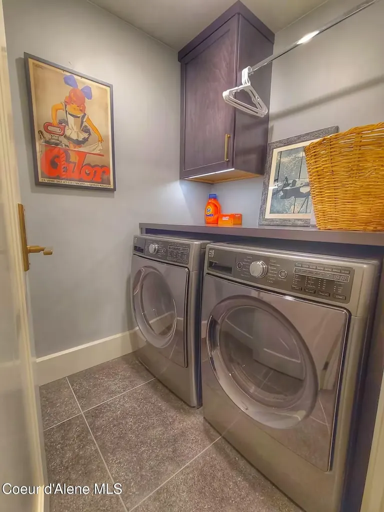 402 Sandpoint Avenue Sandpoint ID 83864