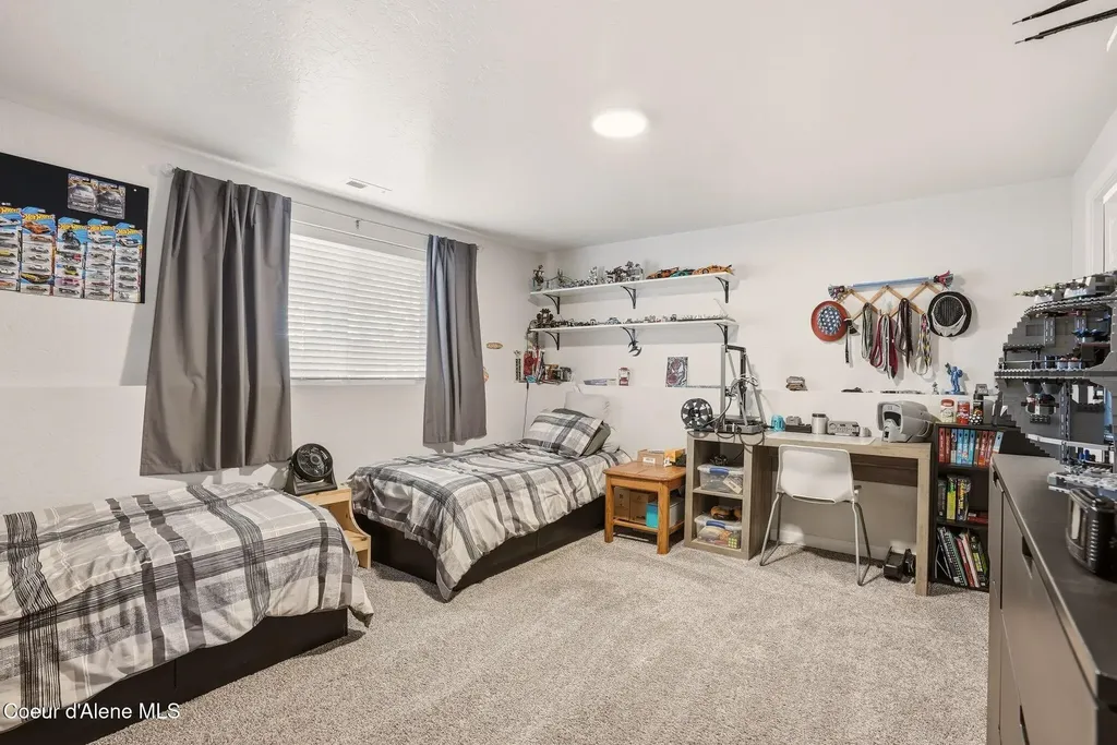 280 E Tiger Avenue Post Falls ID 83854
