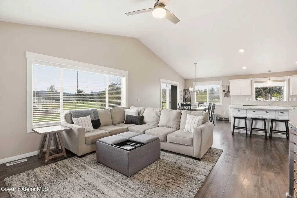 280 E Tiger Avenue Post Falls ID 83854