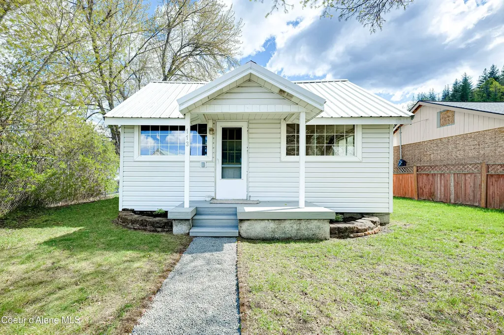 113 H Street Smelterville ID 83868