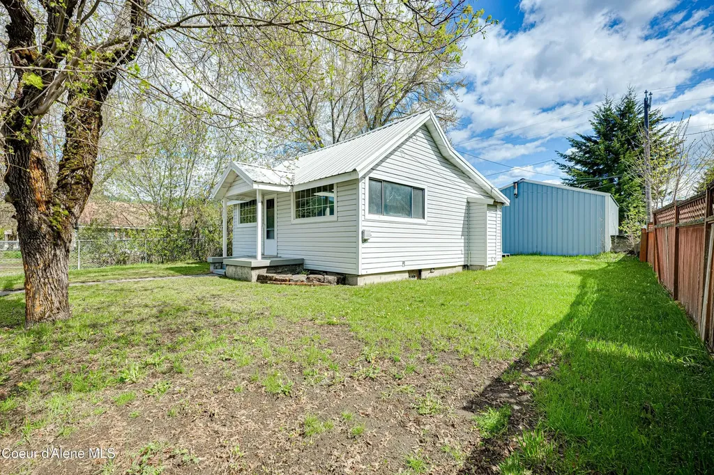 113 H Street Smelterville ID 83868