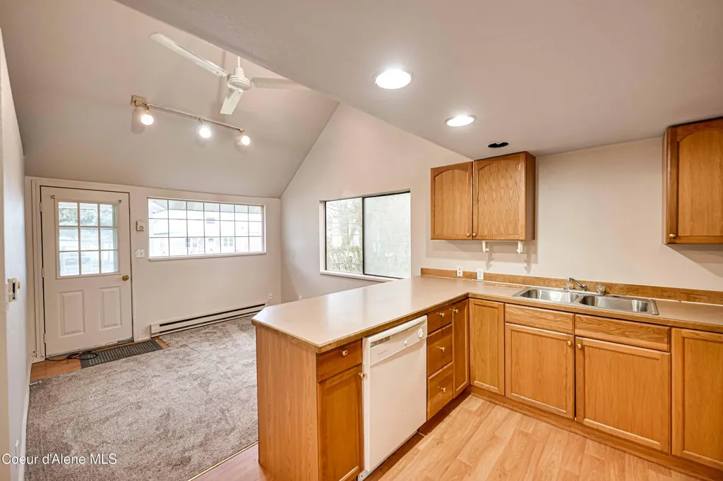113 H Street Smelterville ID 83868