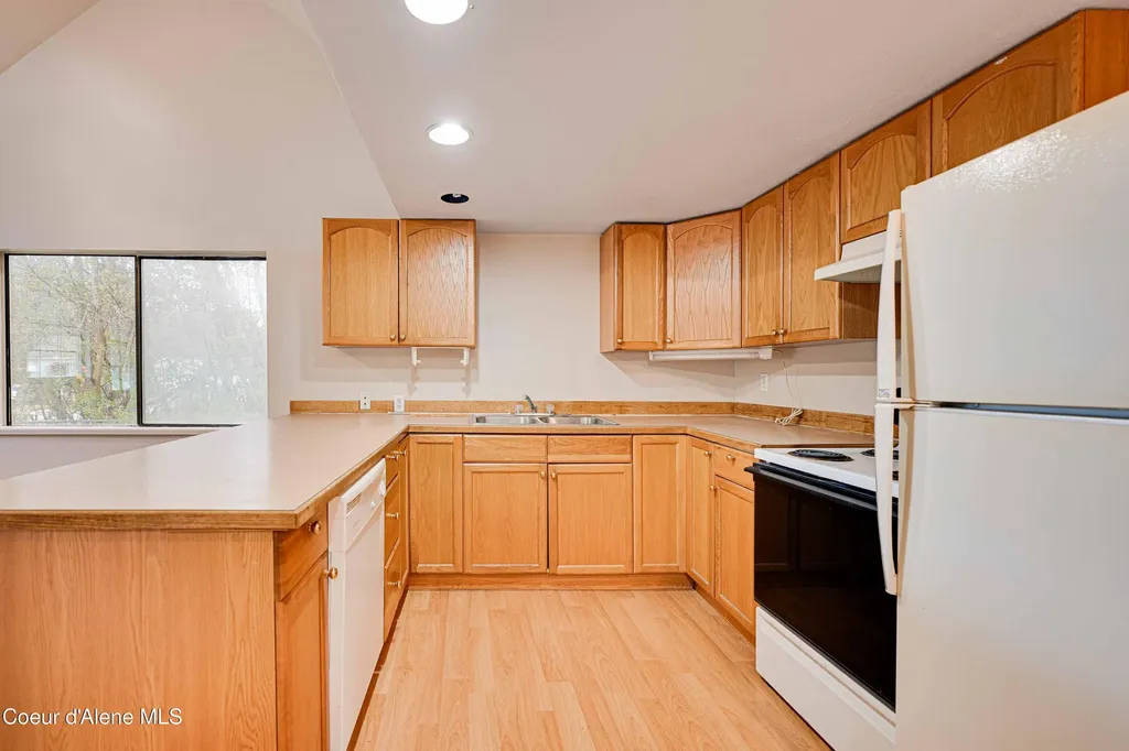 113 H Street Smelterville ID 83868